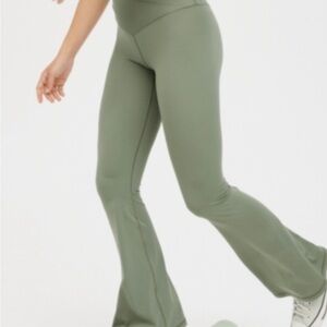 Offline Aerie Crossover Flare Green Leggings